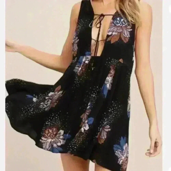 Free People black floral Lovely Day, tunic dress, XS - Picture 2 of 12